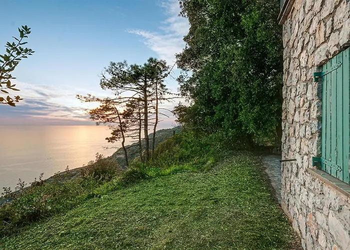 Awesome In With Wifi * ラ・スペツィア