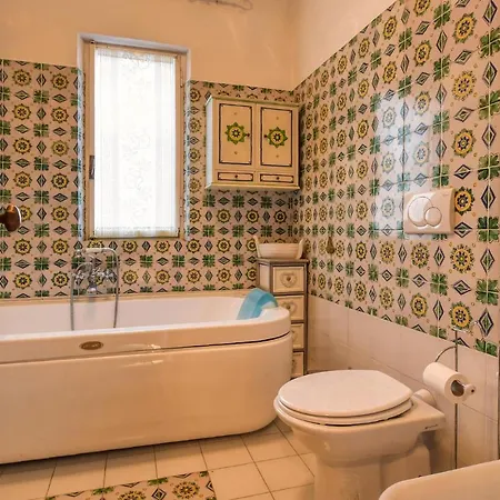 別荘 Awesome In With Wifi ラ・スペツィア