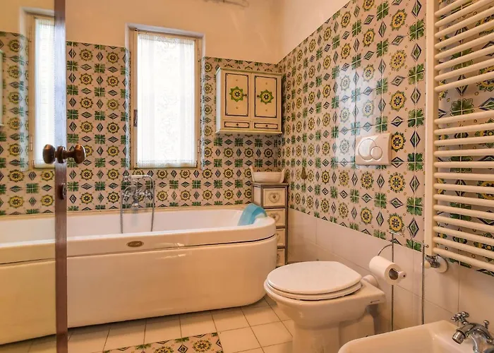 Holiday home Awesome In With Wifi La Spezia